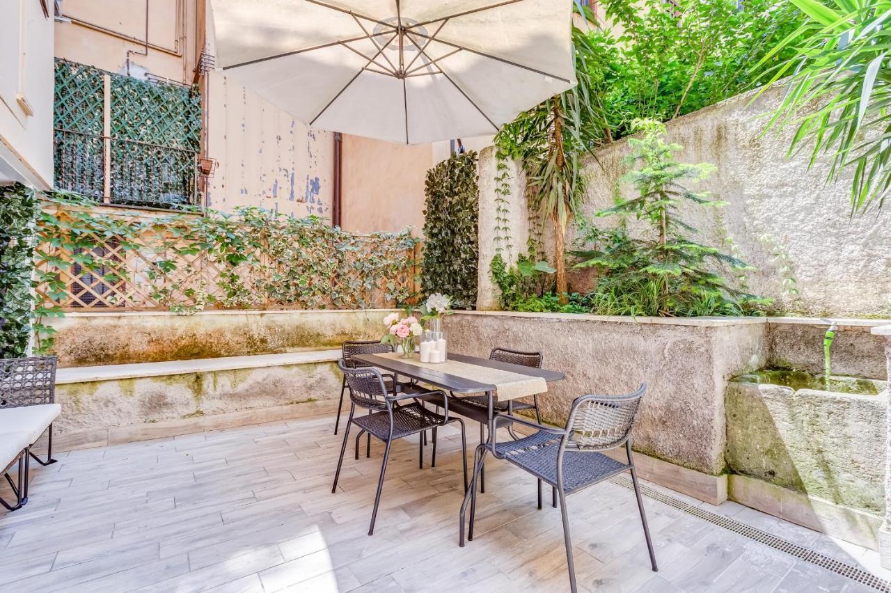 Bdc - The Secret Garden In Trevi * Rom