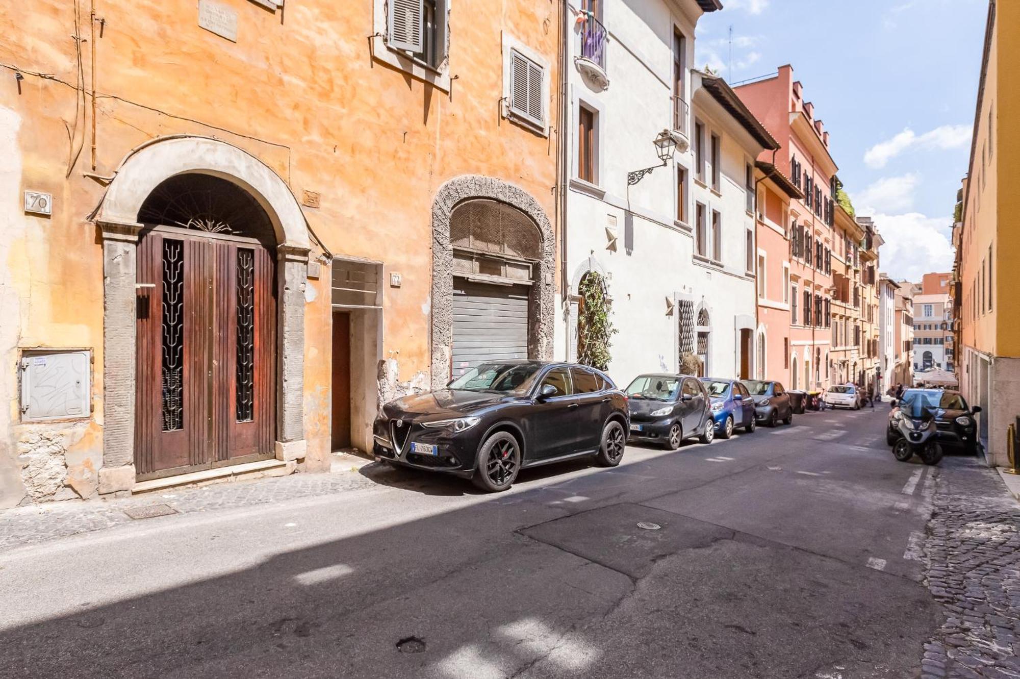 Bdc - The Secret Garden In Trevi * Rom